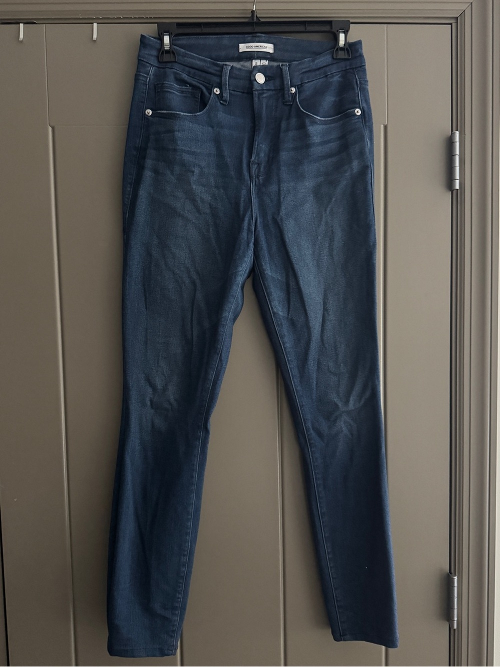 Good American Good Legs Jeans in Dark Blue Wash - Size 4/27